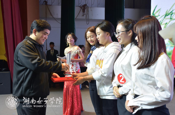 1512040343107039468.jpg QQ图片20171130154333l.jpg