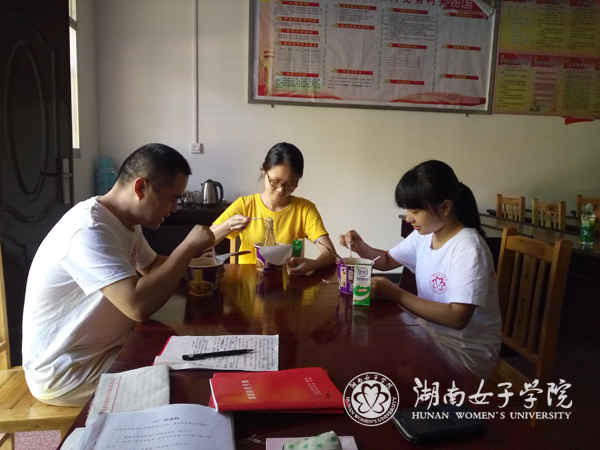 1500785763933064932.jpg 简单的早餐l.jpg